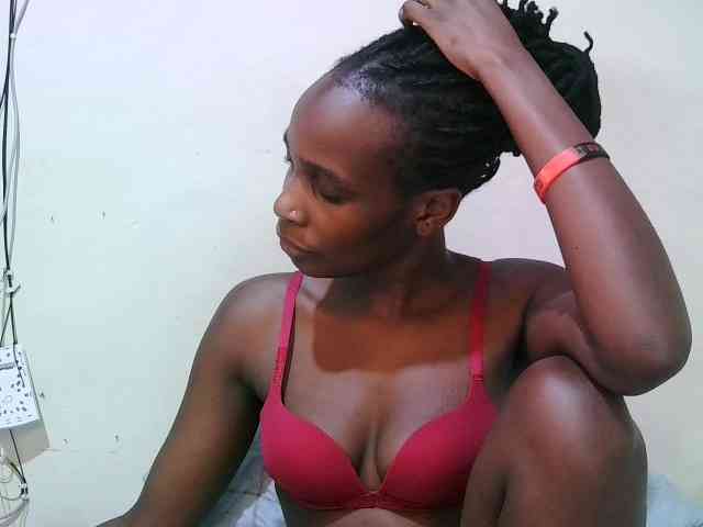 pritty-amber webcam