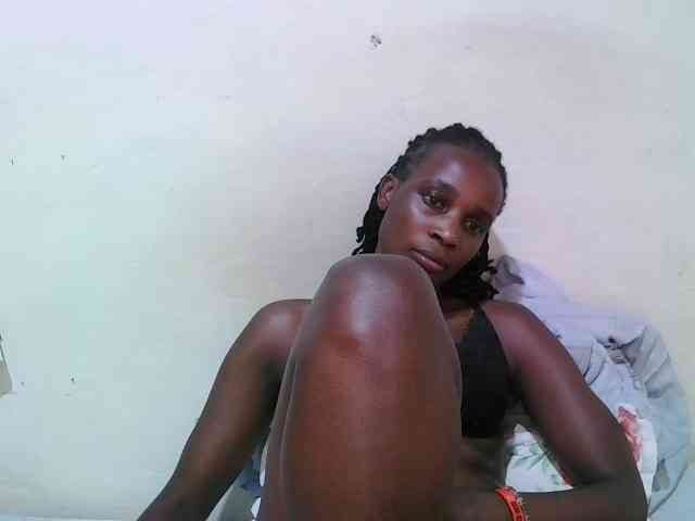 pritty-amber webcam