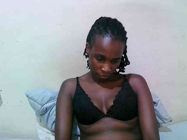 pritty-amber webcam