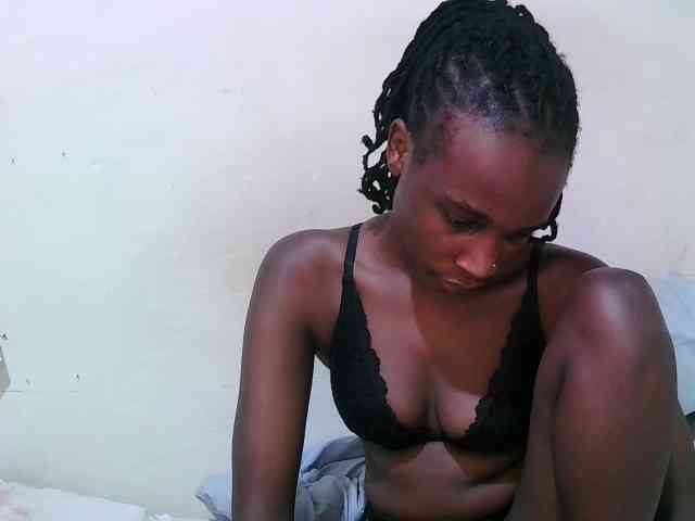 pritty-amber webcam