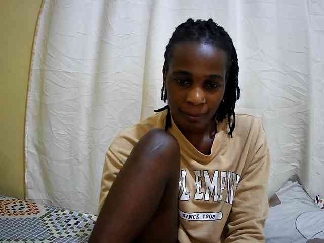 pritty-amber webcam