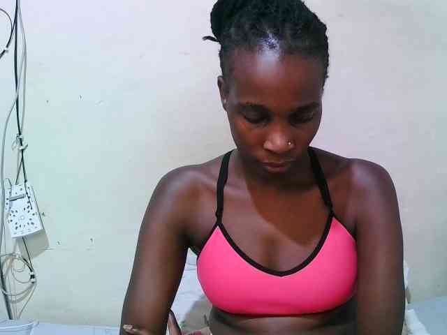 pritty-amber webcam