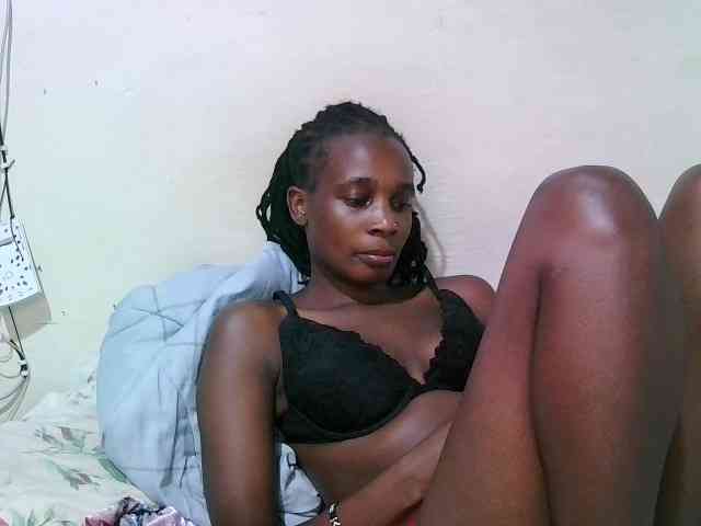 pritty-amber webcam