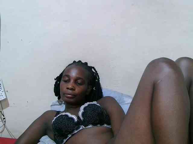 pritty-amber webcam