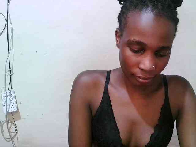 pritty-amber webcam