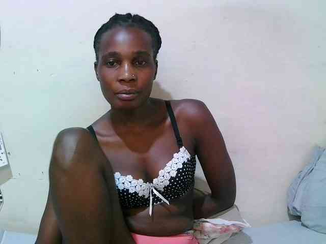 pritty-amber webcam