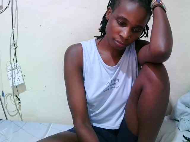 pritty-amber webcam