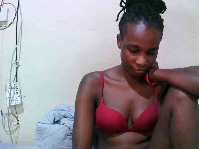 pritty-amber webcam
