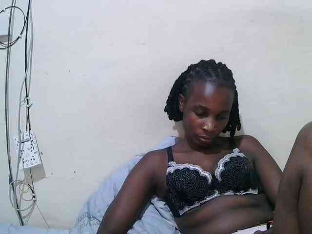 pritty-amber webcam