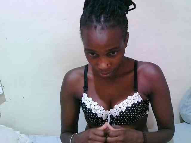 pritty-amber webcam