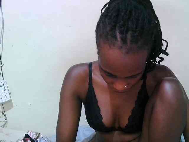 pritty-amber webcam