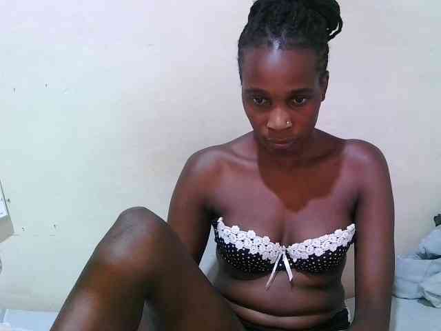 pritty-amber webcam