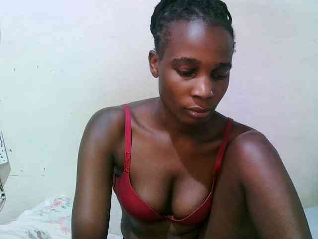 pritty-amber webcam