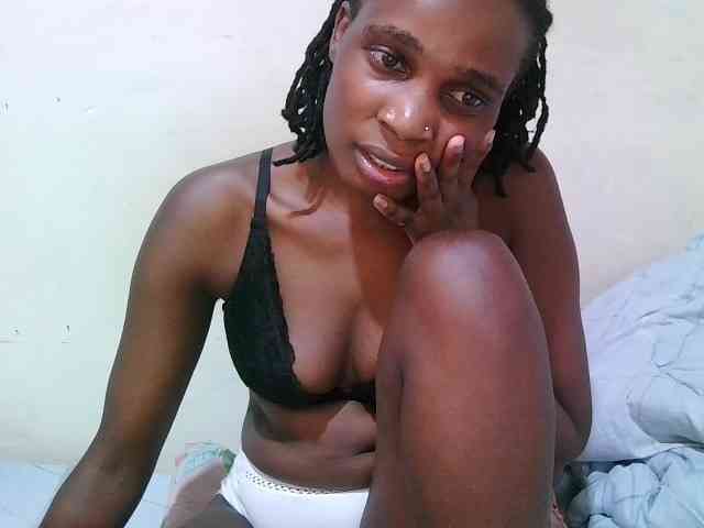 pritty-amber webcam