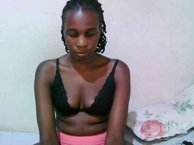 pritty-amber webcam