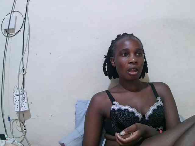 pritty-amber webcam