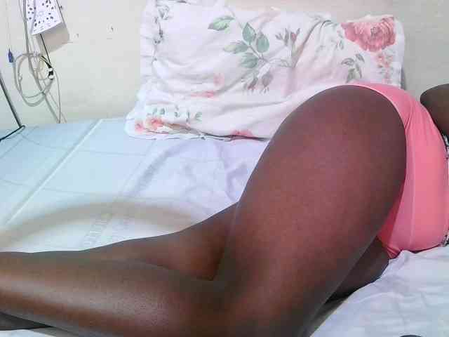 pritty-amber webcam
