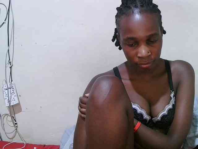 pritty-amber webcam
