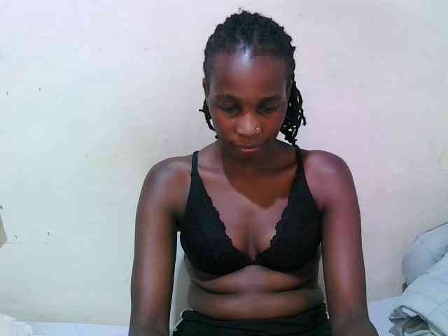 pritty-amber webcam