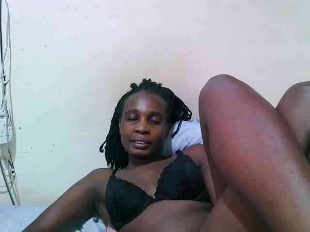 pritty-amber webcam