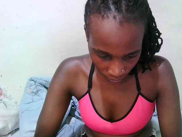pritty-amber webcam