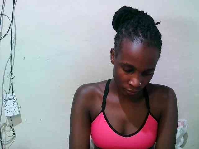 pritty-amber webcam