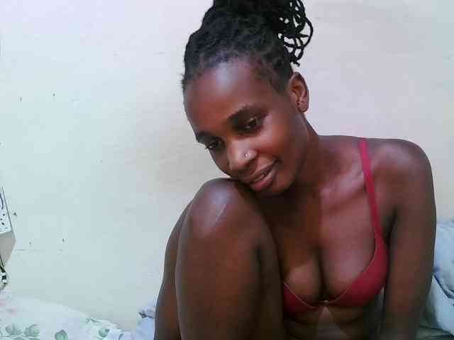 pritty-amber webcam