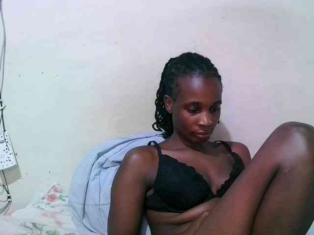 pritty-amber webcam