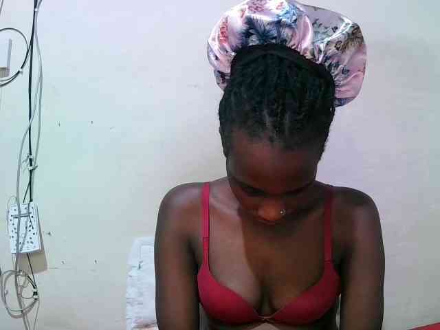 pritty-amber webcam