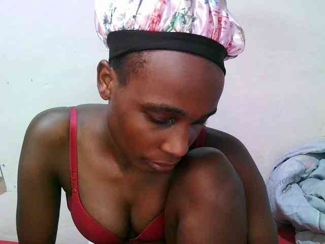 pritty-amber webcam