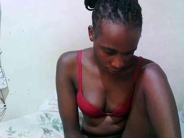 pritty-amber webcam