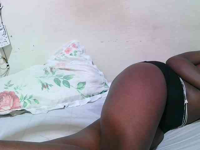 pritty-amber webcam