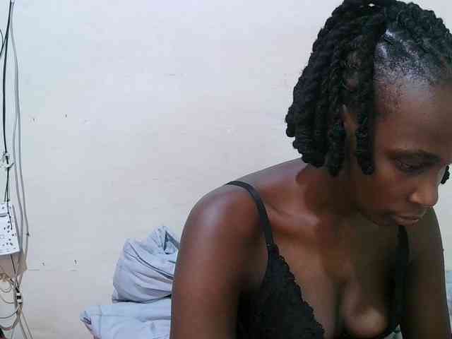 pritty-amber webcam