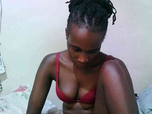 pritty-amber webcam
