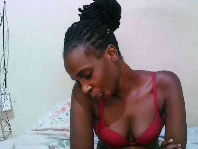 pritty-amber webcam