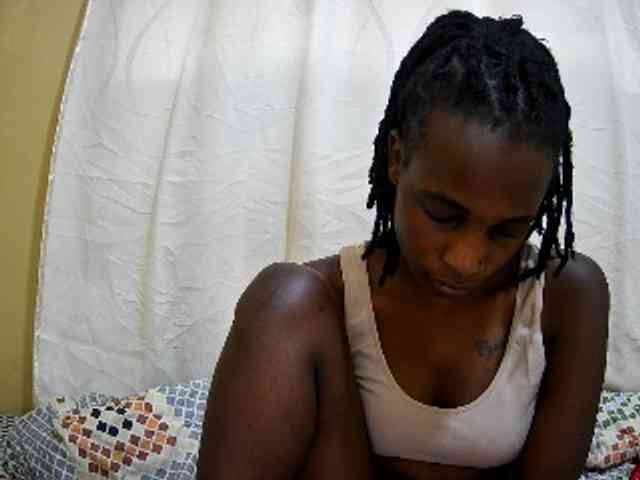 pritty-amber webcam