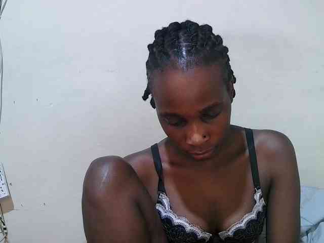 pritty-amber webcam