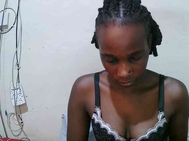 pritty-amber webcam