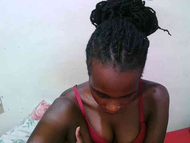 pritty-amber webcam