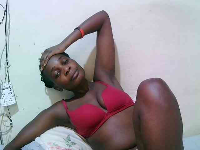 pritty-amber webcam