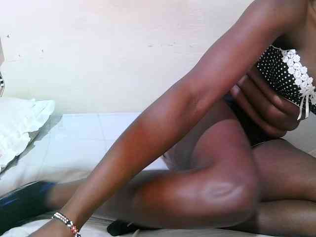 pritty-amber webcam