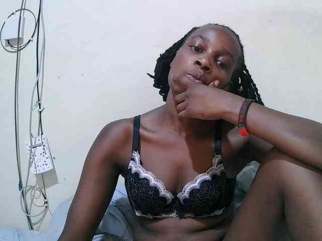 pritty-amber webcam