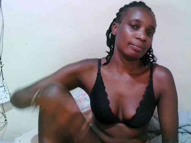 pritty-amber webcam