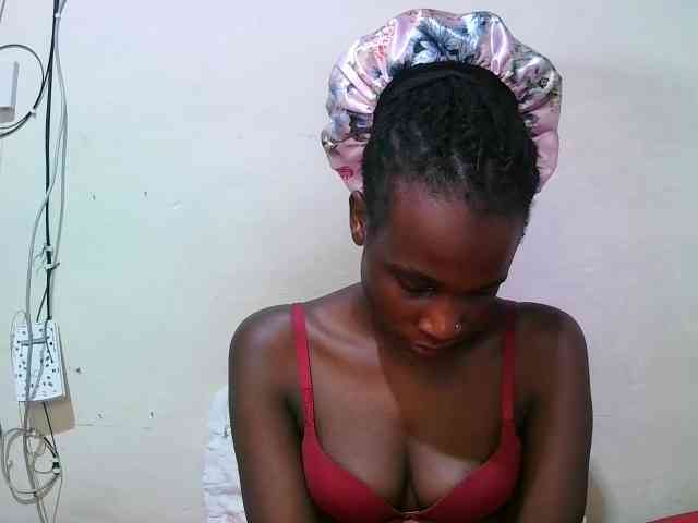 pritty-amber webcam