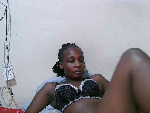 pritty-amber webcam