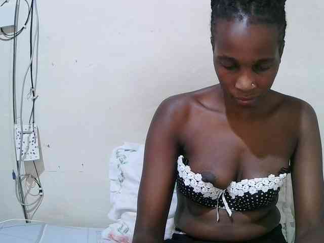 pritty-amber webcam