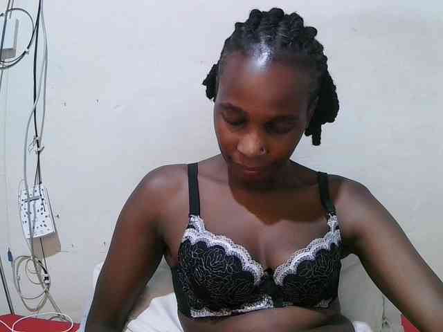 pritty-amber webcam