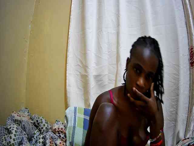 pritty-amber webcam