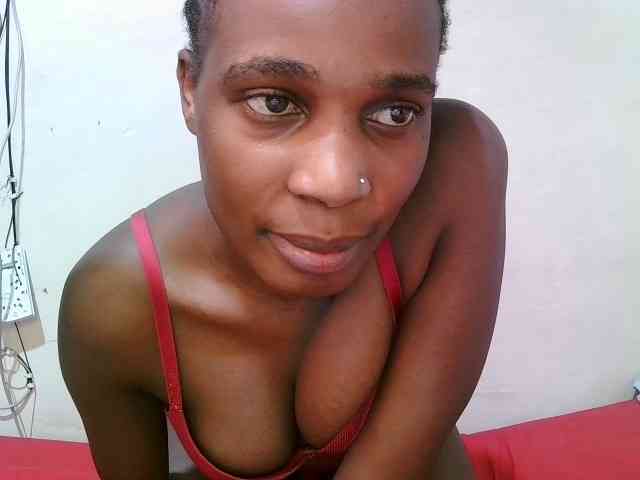 pritty-amber webcam