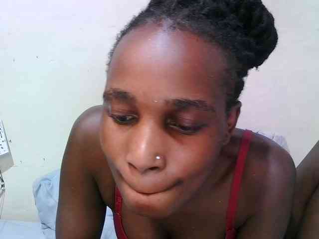pritty-amber webcam